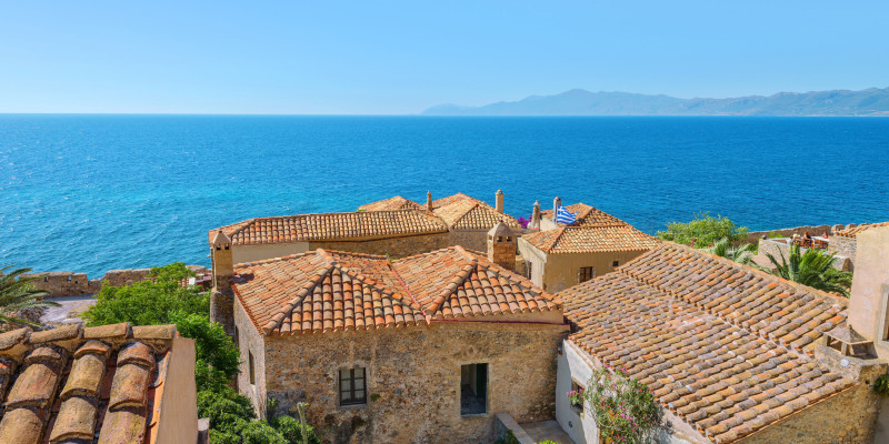 Greece real estate for sale: German buyers discover their paradise. Greece real estate for sale: German buyers discover their paradise.