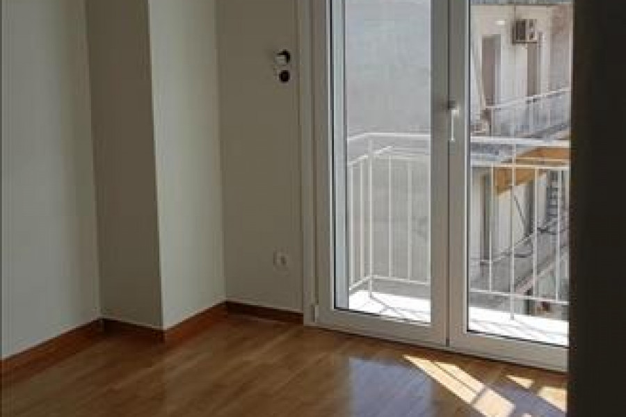 Wohnung, 105m², Sepolia - Skouze (Athen Zentrum), 165.000 € | Grekodom Development