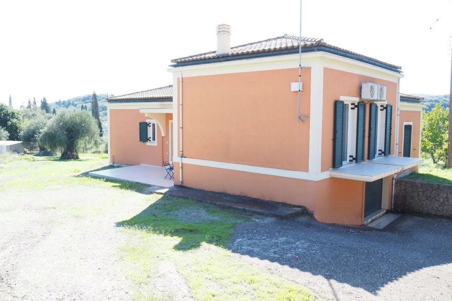 Residence, 127m², Corfu-City (Corfu Prefecture), 350.000 € | Property 4U Real Estate