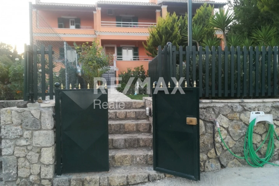Haus, 200m², Korfu-Stadt (Korfu Präfektur), 140.000 € | REMAX Reale