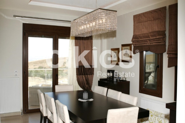 Residence, 280m², Mikra (Thessaloniki - Suburbs around city center), 350.000 € | Oikies Real Estate